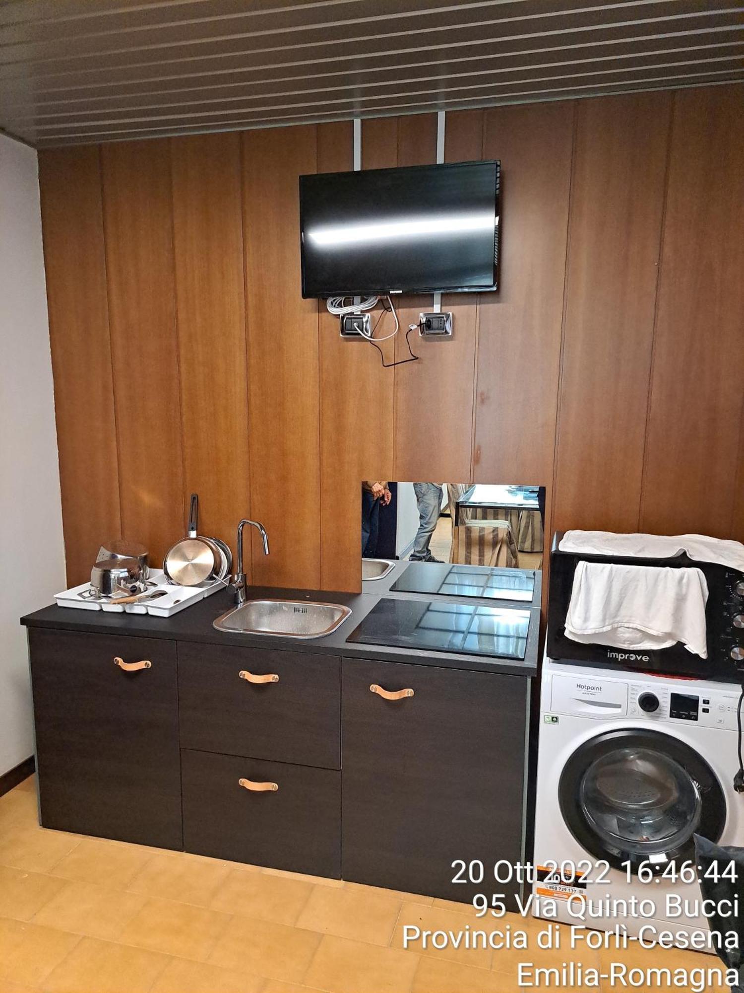 Rta Albergo Malatesta Чезена Экстерьер фото