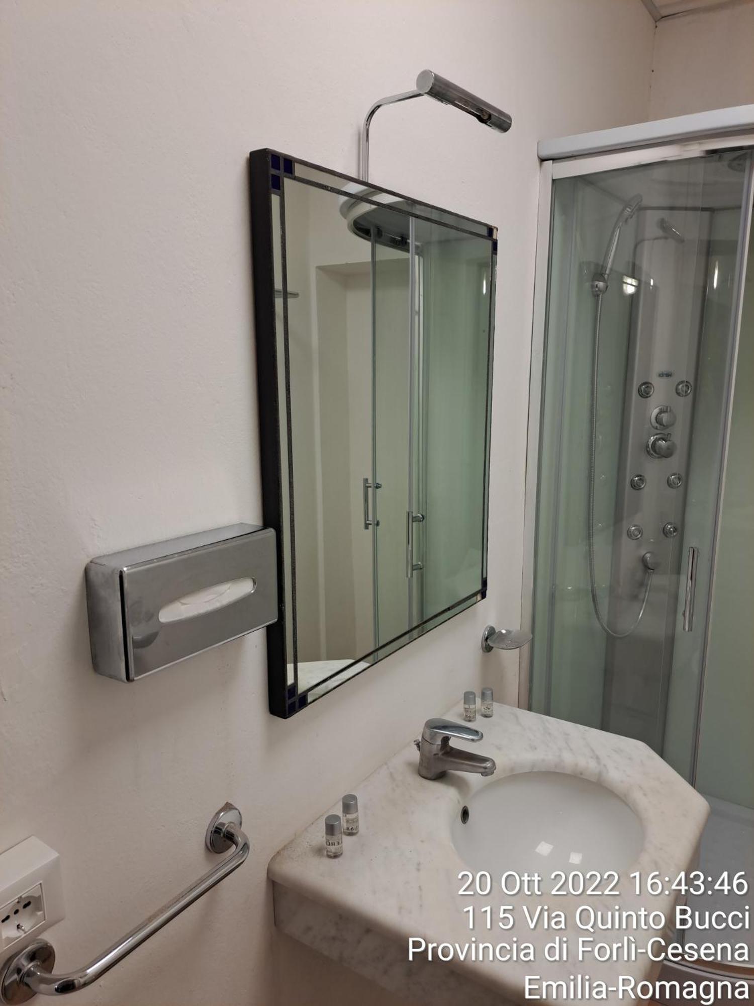 Rta Albergo Malatesta Чезена Экстерьер фото